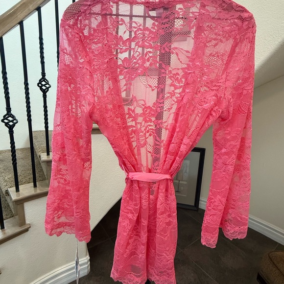 NWT In Bloom by Jonquil Leilani Coral Lace Wrap Robe Romantic Lingerie - Picture 6 of 10